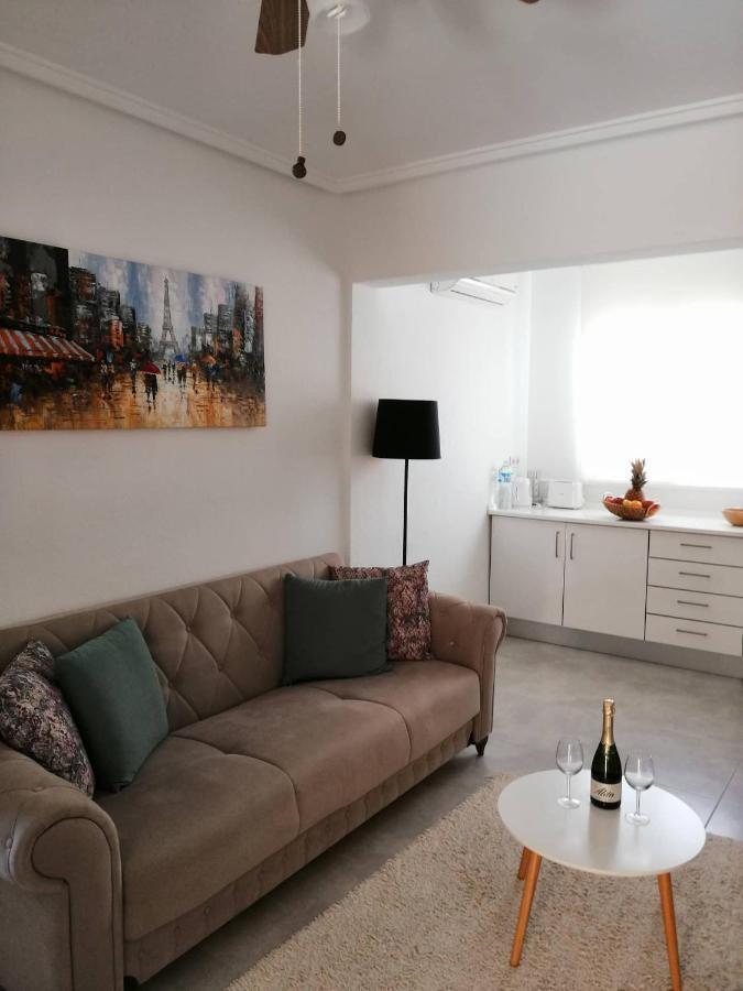 "Vero Vijola" In Torrevieja Eksteriør billede